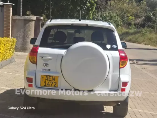 Picture of Toyota Rav4 2008