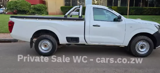 Picture of Nissan Navara 2022