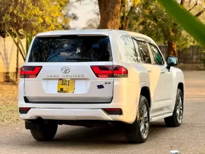 Picture of Toyota Land Cruiser 2024