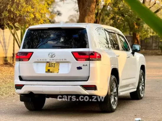Picture of Toyota Land Cruiser 2024