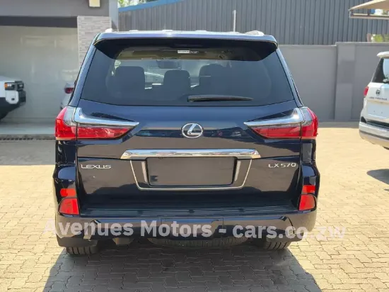 Picture of Lexus LX 2021