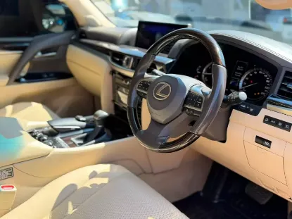Picture of Lexus LX 2021