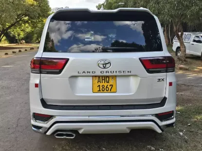 Picture of Toyota Land Cruiser 2025