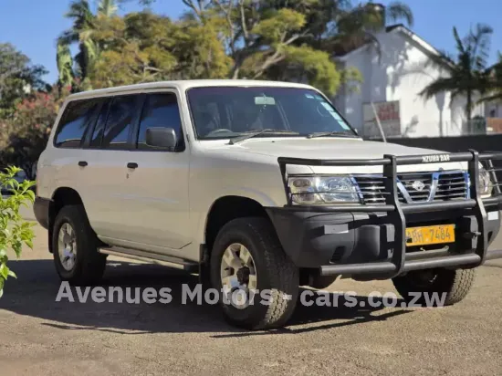 Picture of Nissan Patrol 1998