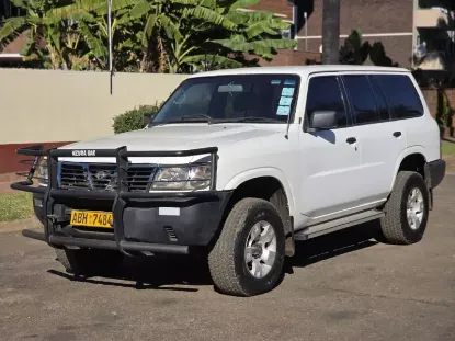 Picture of Nissan Patrol 1998