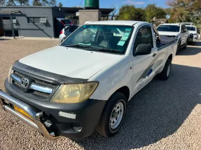 Picture of Toyota Hilux 2010
