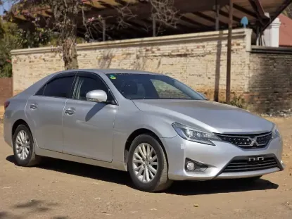 Picture of Toyota Mark x 2016
