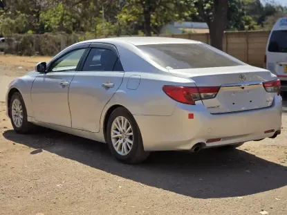 Picture of Toyota Mark x 2016