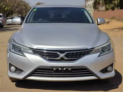 Picture of Toyota Mark x 2016