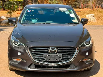 Picture of Mazda Axela 2016