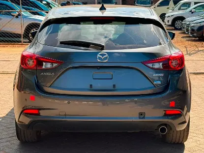 Picture of Mazda Axela 2016