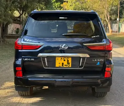 Picture of Lexus LX 2021