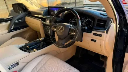 Picture of Lexus LX 2021