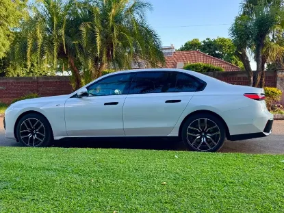 Picture of BMW 7 Series 2023