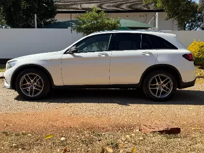 Picture of Mercedes Benz GLC 2017