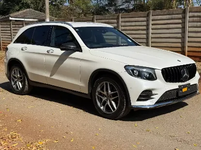 Picture of Mercedes Benz GLC 2017