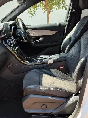 Picture of Mercedes Benz GLC 2017
