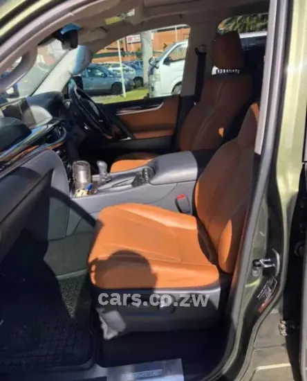 Picture of Lexus LX 2021