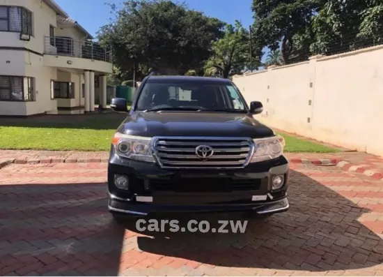 Picture of Toyota Land Cruiser 2014