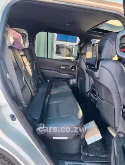 Picture of Toyota Land Cruiser 2023