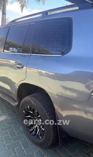 Picture of Toyota Land Cruiser 2018