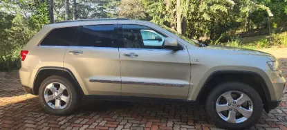 Picture of Jeep Grand Cherokee 2012
