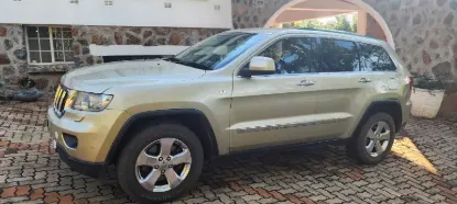 Picture of Jeep Grand Cherokee 2012