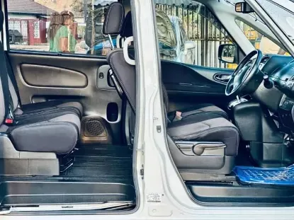 Picture of Nissan Serena 7 Seater