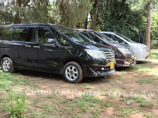 Picture of Nissan Serena 7 Seater