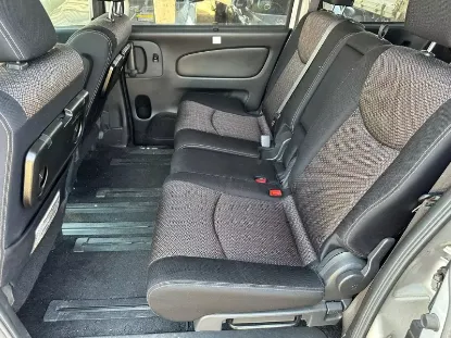 Picture of Nissan Serena 7 Seater