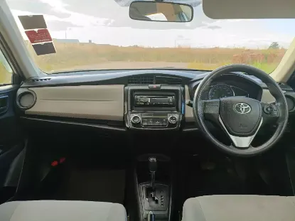 Picture of Toyota Corolla Axio Hybrid
