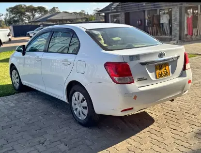 Picture of Toyota Corolla Axio Hybrid