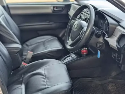 Picture of Toyota Corolla Axio Hybrid