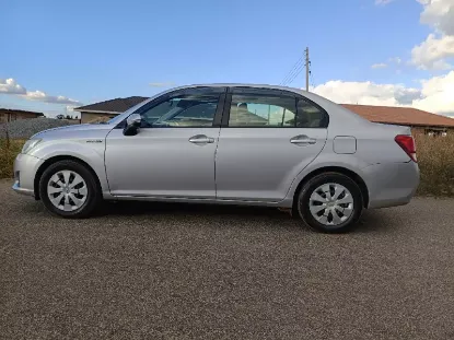 Picture of Toyota Corolla Axio Hybrid