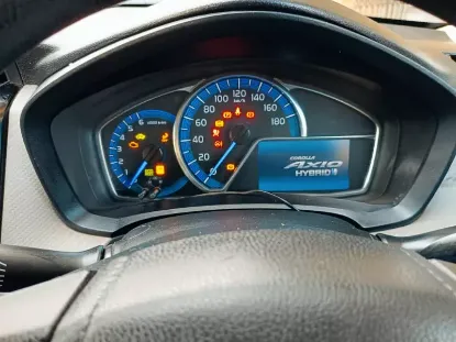 Picture of Toyota Corolla Axio Hybrid