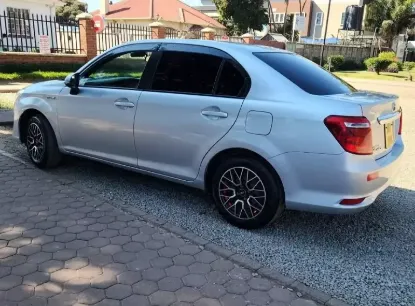 Picture of Toyota Corolla Axio Hybrid