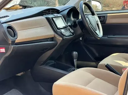 Picture of Toyota Corolla Axio Hybrid
