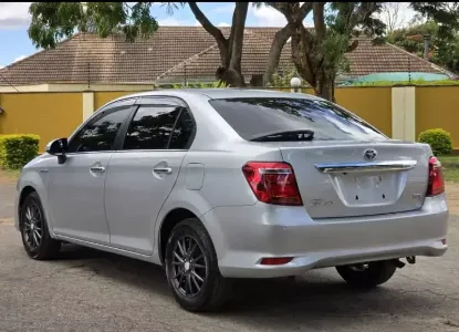 Picture of Toyota Corolla Axio Hybrid