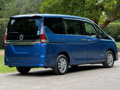 Picture of Nissan Serenas C27 (7 seater) for hire!