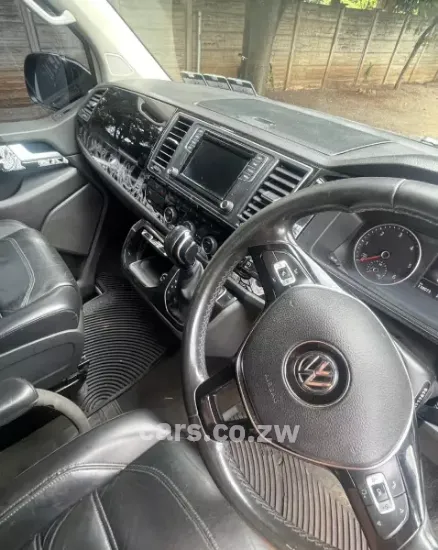Picture of VW Caravelle 2017