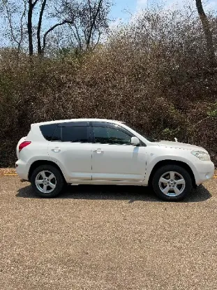 Picture of Toyota Rav4 2006