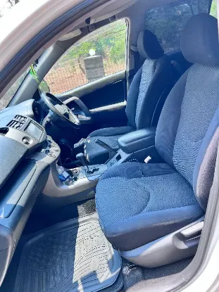 Picture of Toyota Rav4 2006