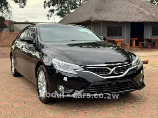 Picture of Toyota Mark x 2017