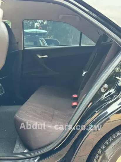 Picture of Toyota Mark x 2017