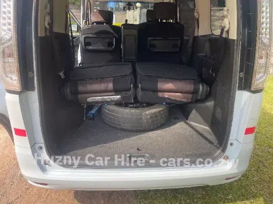 Picture of Mini Van - 7 / 8 Seater’