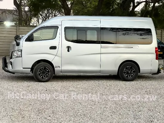 Picture of Commuter Omnibus Luxury 15 Seater