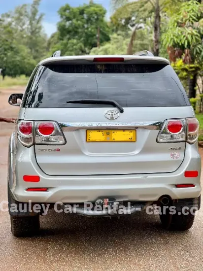 Picture of Toyota Fortuner D4D