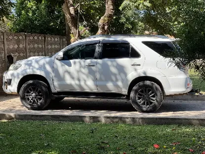 Picture of Toyota Fortuner D4D