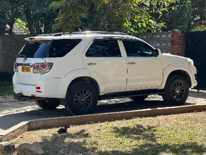 Picture of Toyota Fortuner D4D