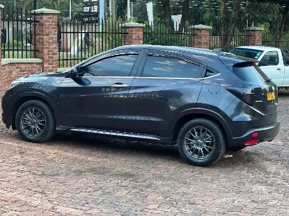 Picture of Honda Vezel Hybrid